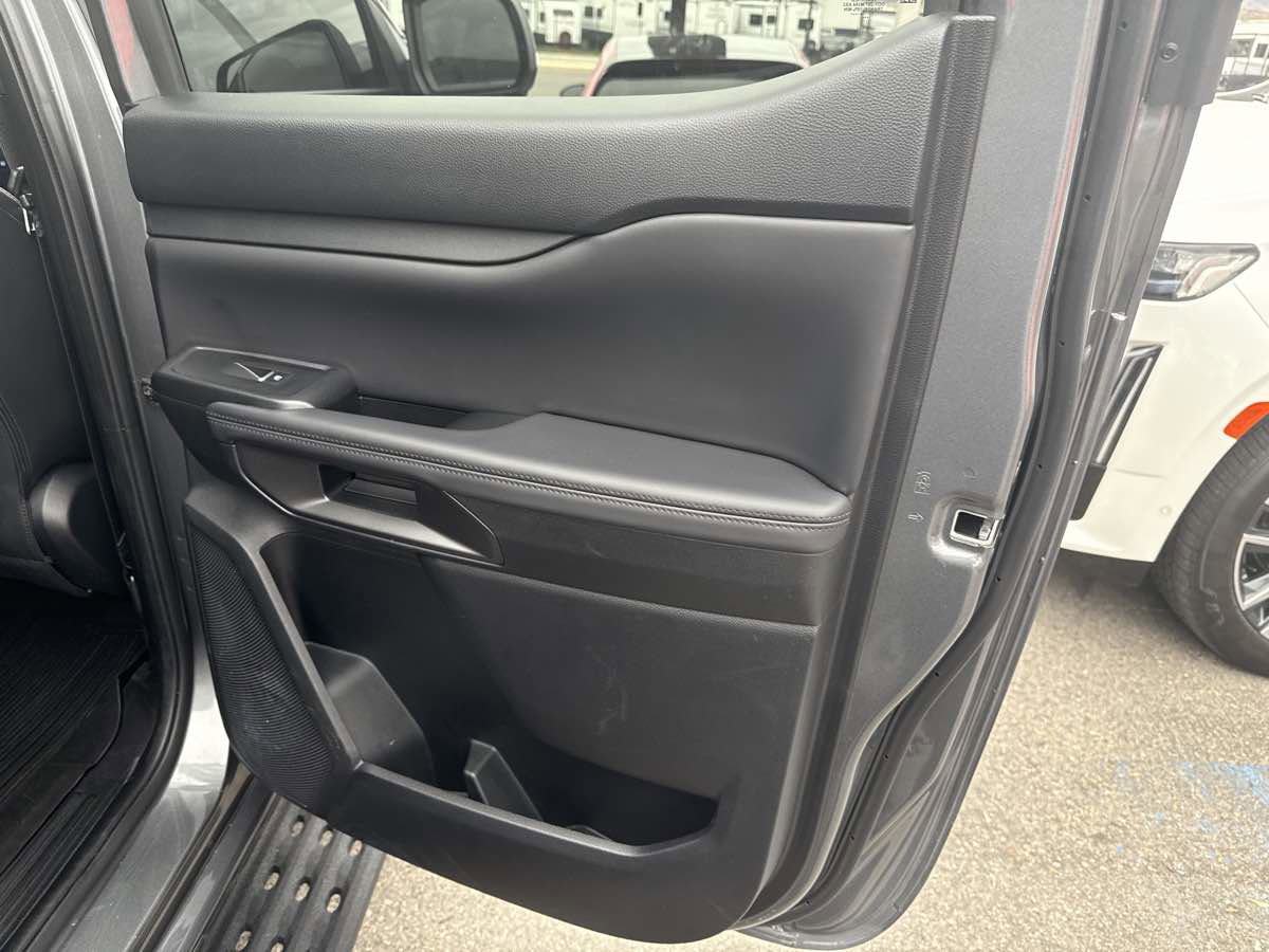 Used 2025 Ford Ranger Raptor image 19