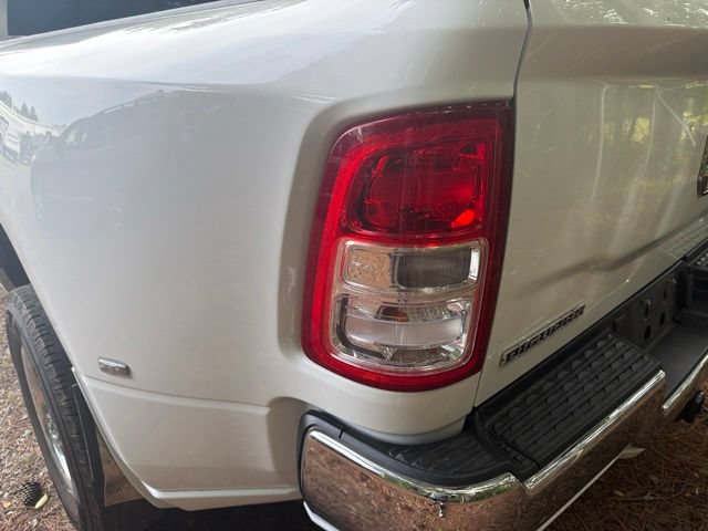 Used 2023 RAM 3500 Big Horn w/ Level 1 Equipment Group AWD/4WD image 8