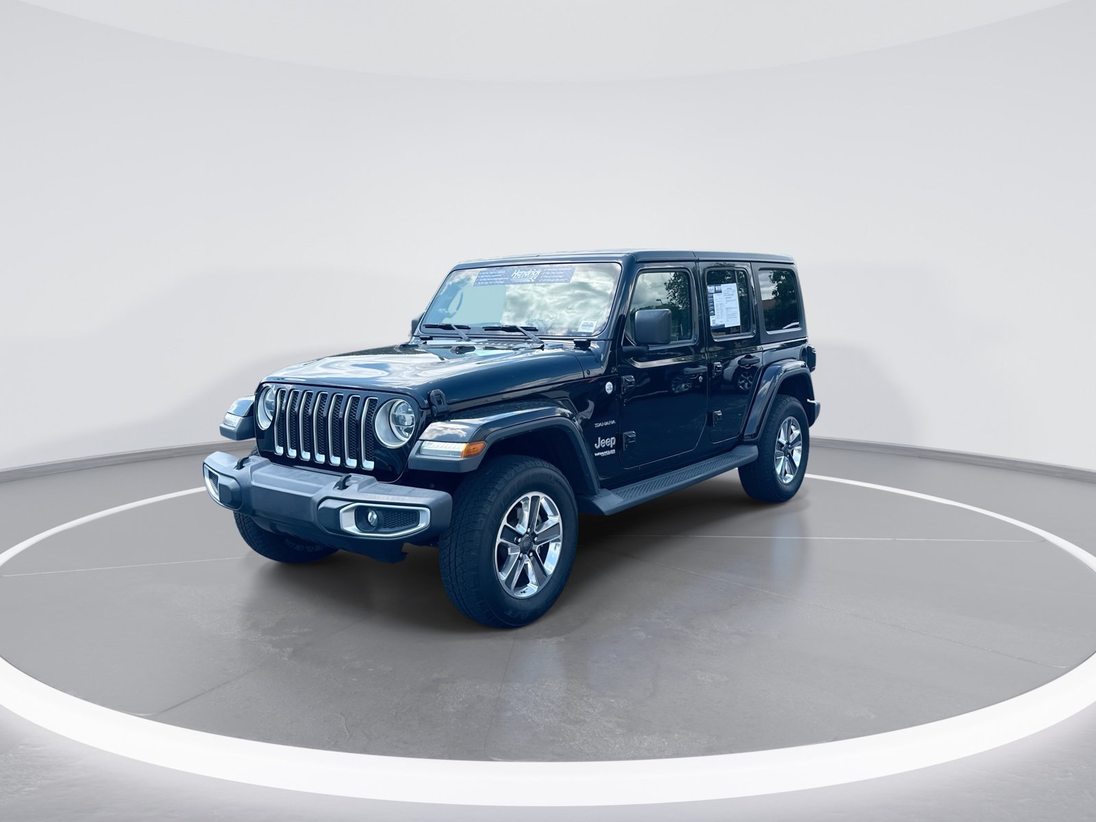 Used 2018 Jeep Wrangler Unlimited Sahara w/ Safety Group AWD/4WD image 5