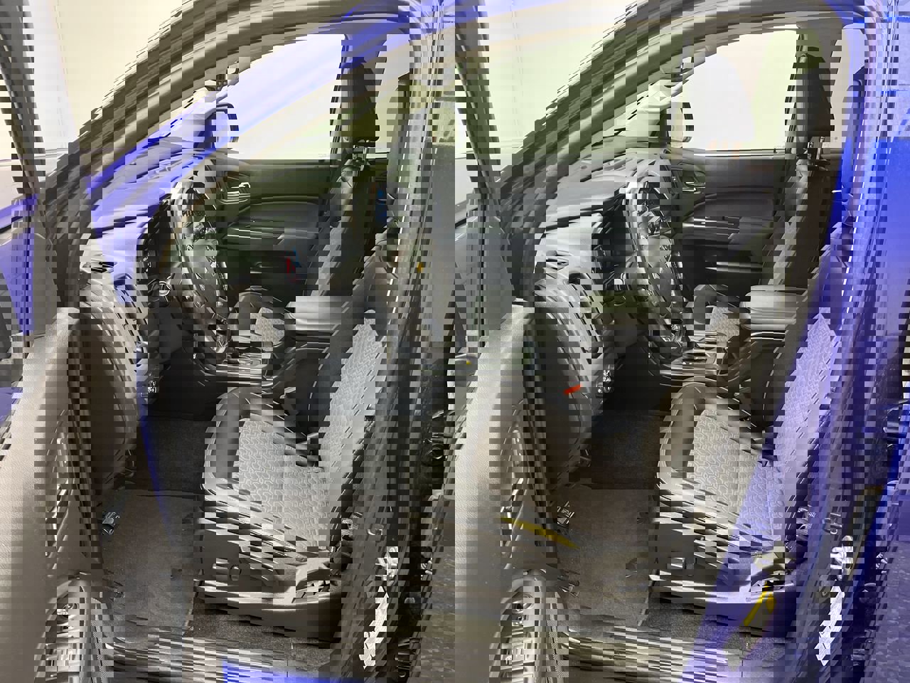 Used 2017 Chevrolet Colorado Z71 image 3