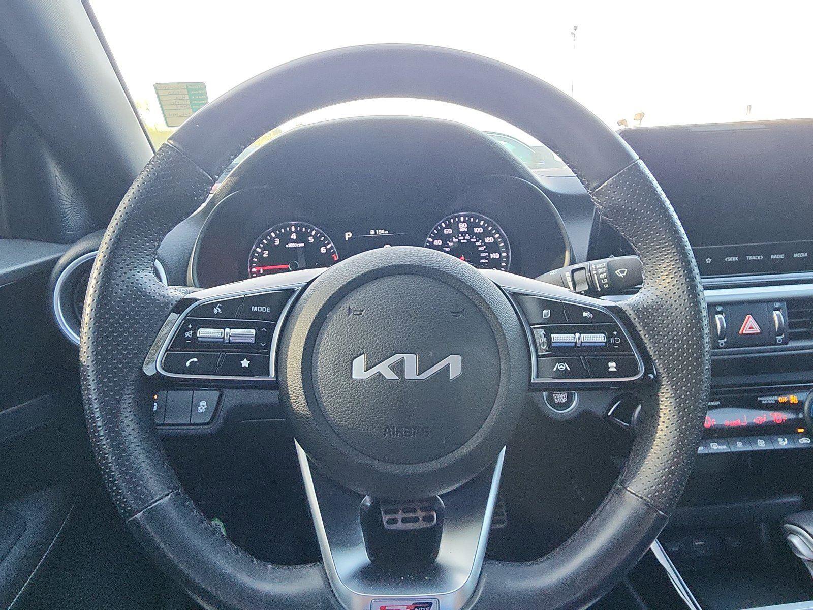 Used 2023 Kia Forte GT-Line w/ GT-Line Technology Package image 12