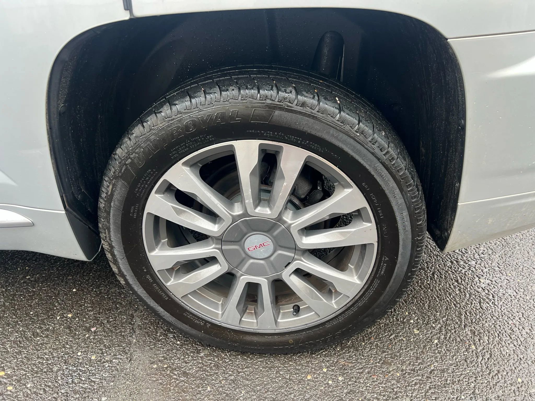 Used 2017 GMC Terrain Denali image 11