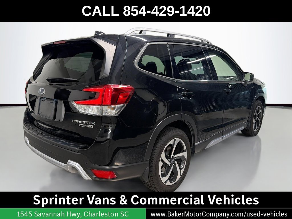 Used 2022 Subaru Forester Touring AWD/4WD image 9