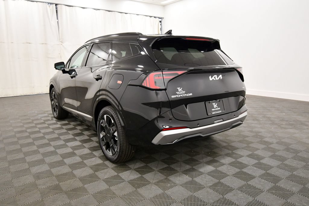 Certified 2026 Kia Sportage SX AWD/4WD image 5