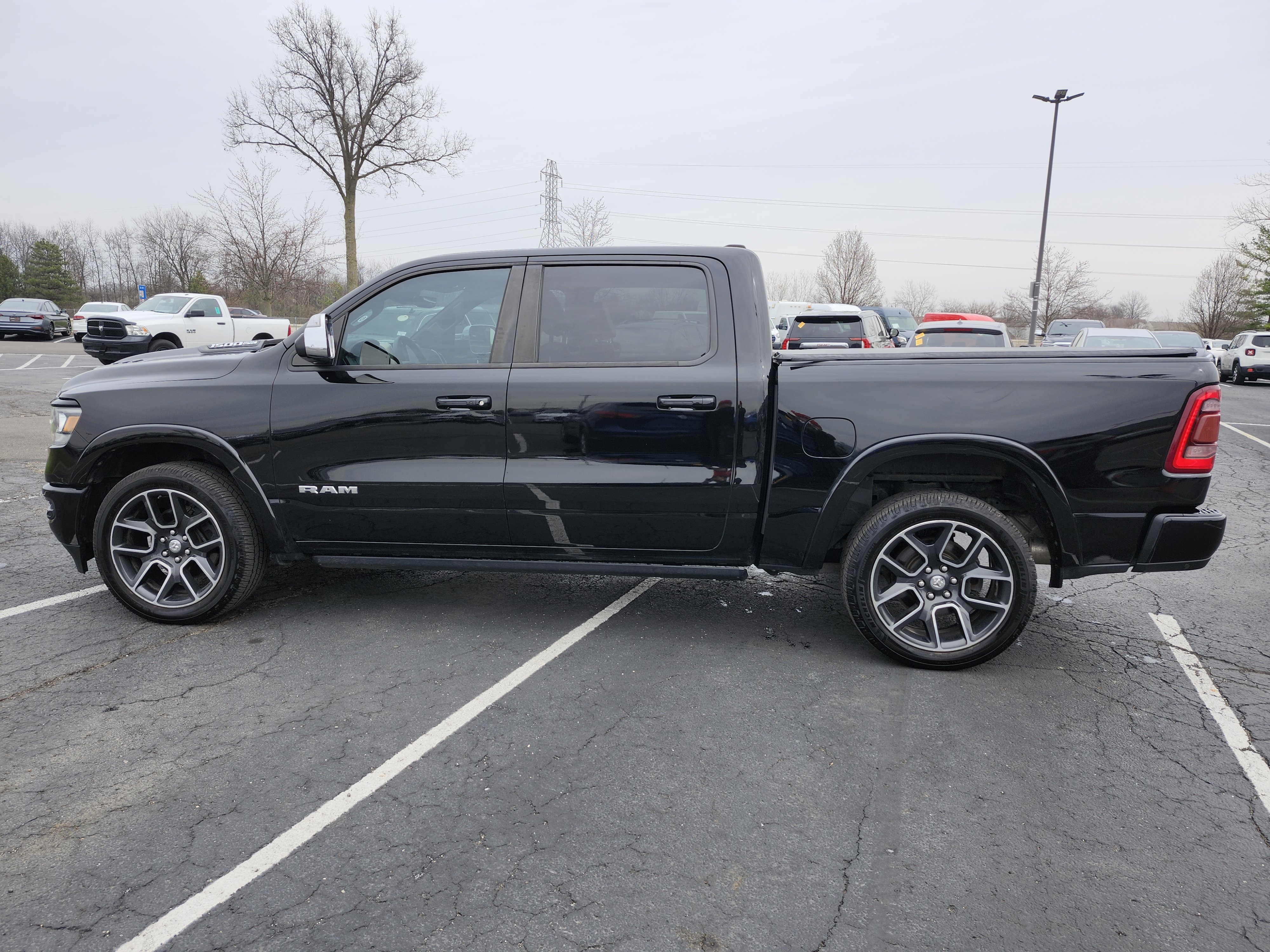 Used 2019 RAM 1500 Laramie image 15