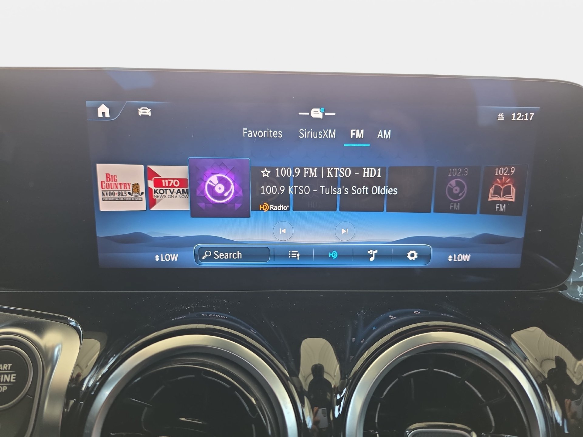 Certified 2025 Mercedes-Benz GLB 250 image 22