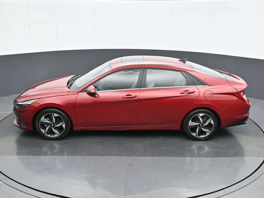 Used 2023 Hyundai Elantra Limited FWD image 19