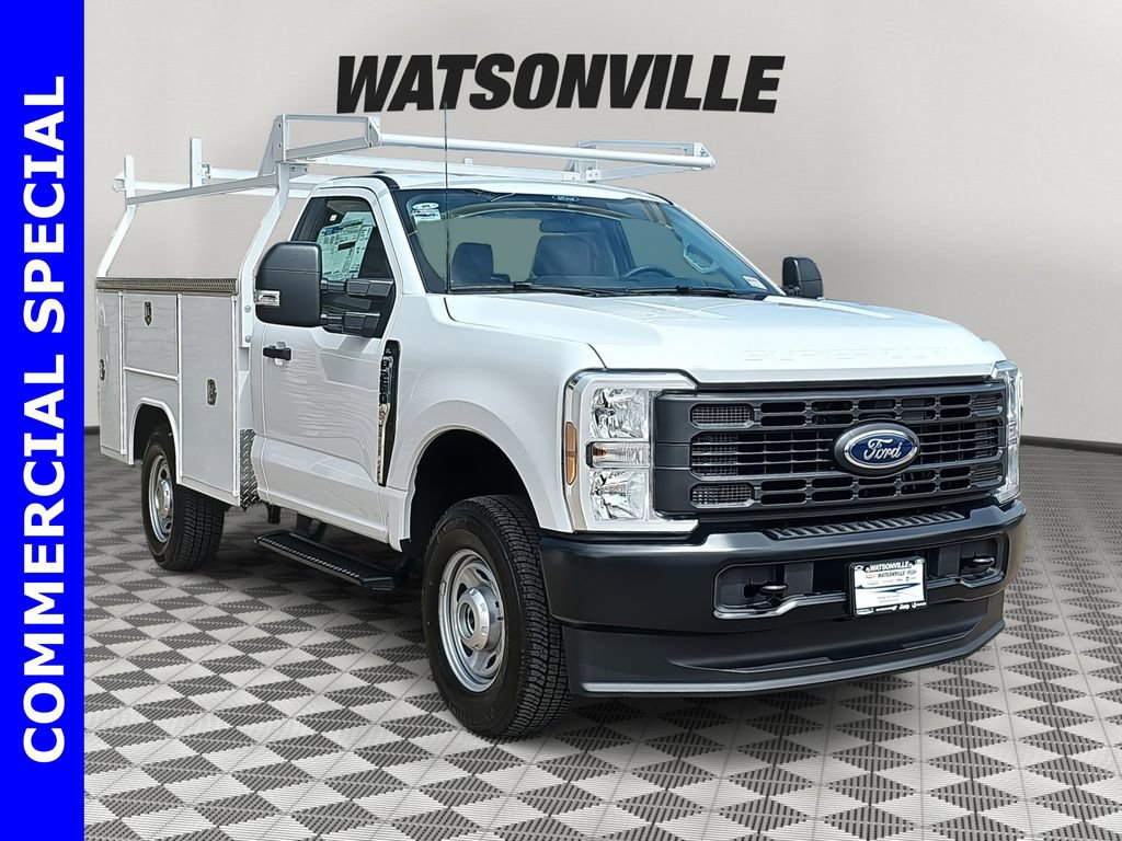 New 2025 Ford F250 XLT w/ FX4 Off-Road Package