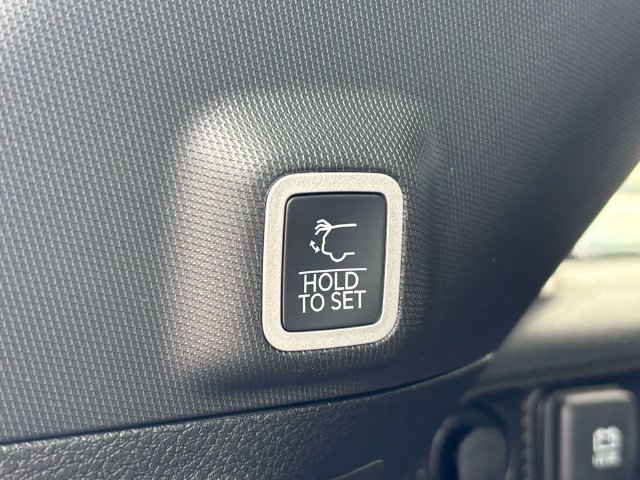 New 2026 Jeep Grand Cherokee Laredo X AWD/4WD image 36