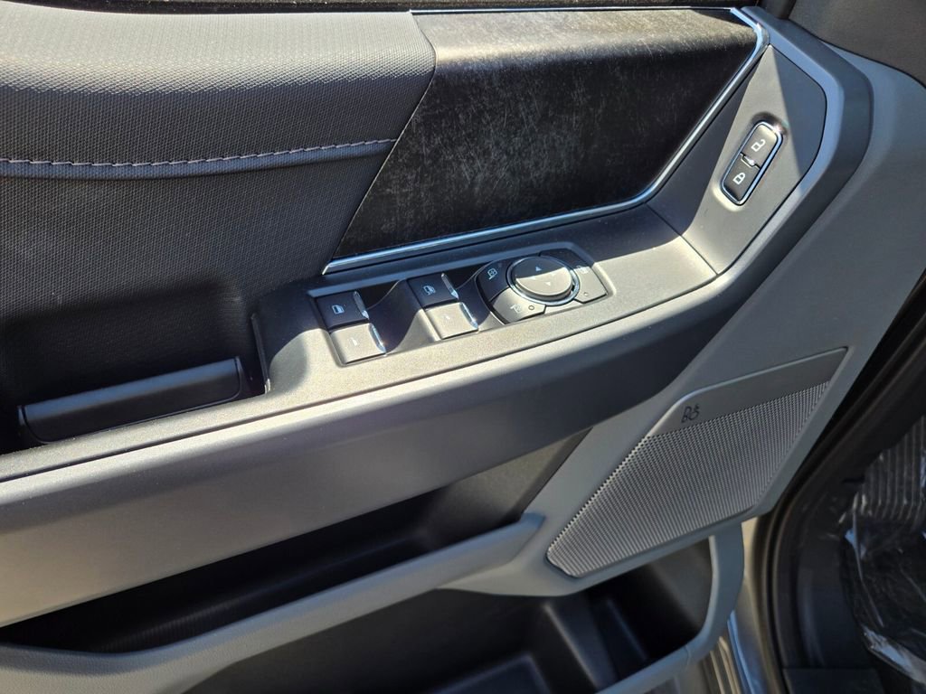 New 2025 Ford F150 Lightning Flash AWD/4WD image 14