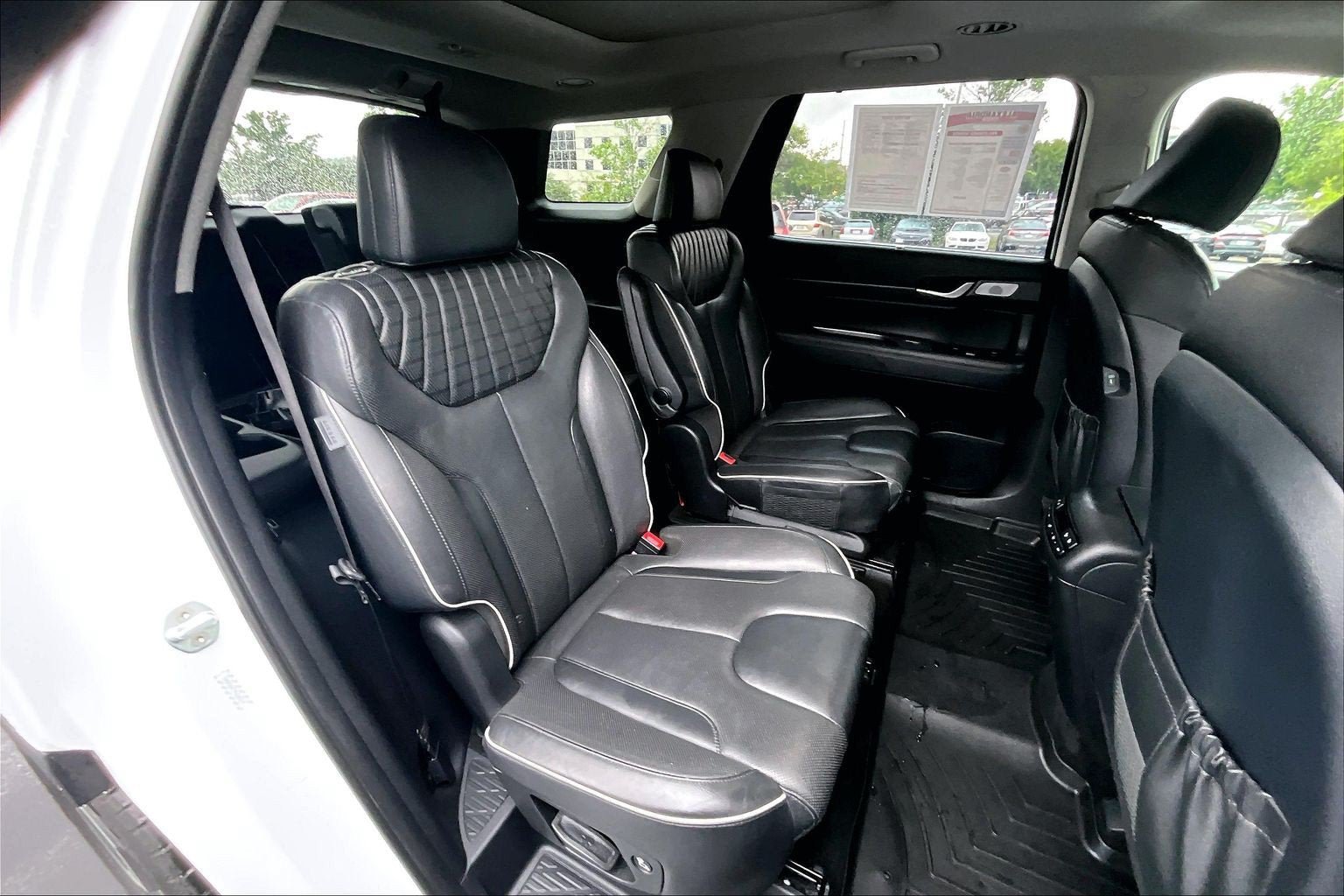 Used 2023 Hyundai Palisade Limited AWD/4WD image 25