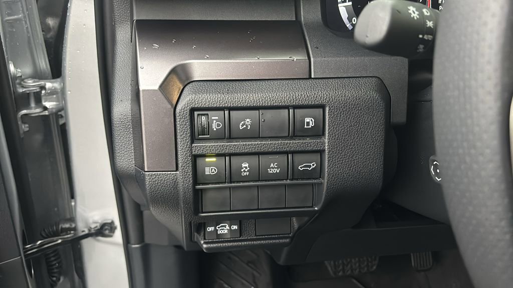 Used 2025 Toyota 4Runner TRD Off-Road Premium w/ Tow Technology Package image 15