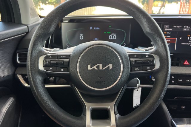 Used 2023 Kia Sportage LX AWD/4WD image 27