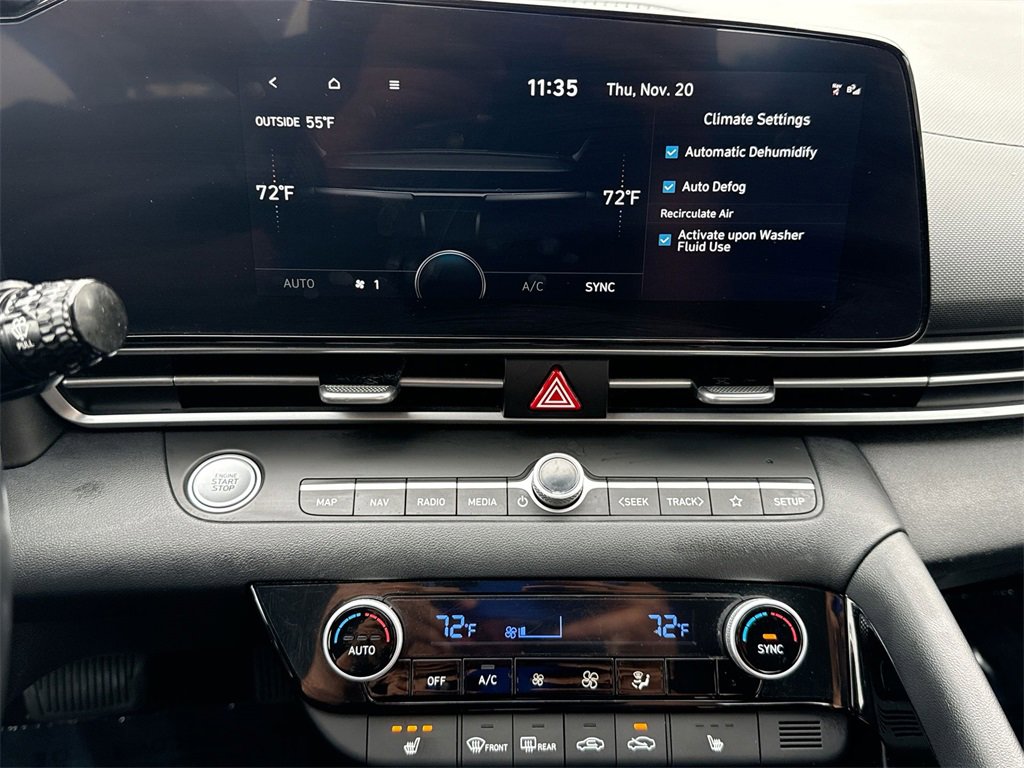 Used 2023 Hyundai Elantra SEL w/ Convenience Package image 16