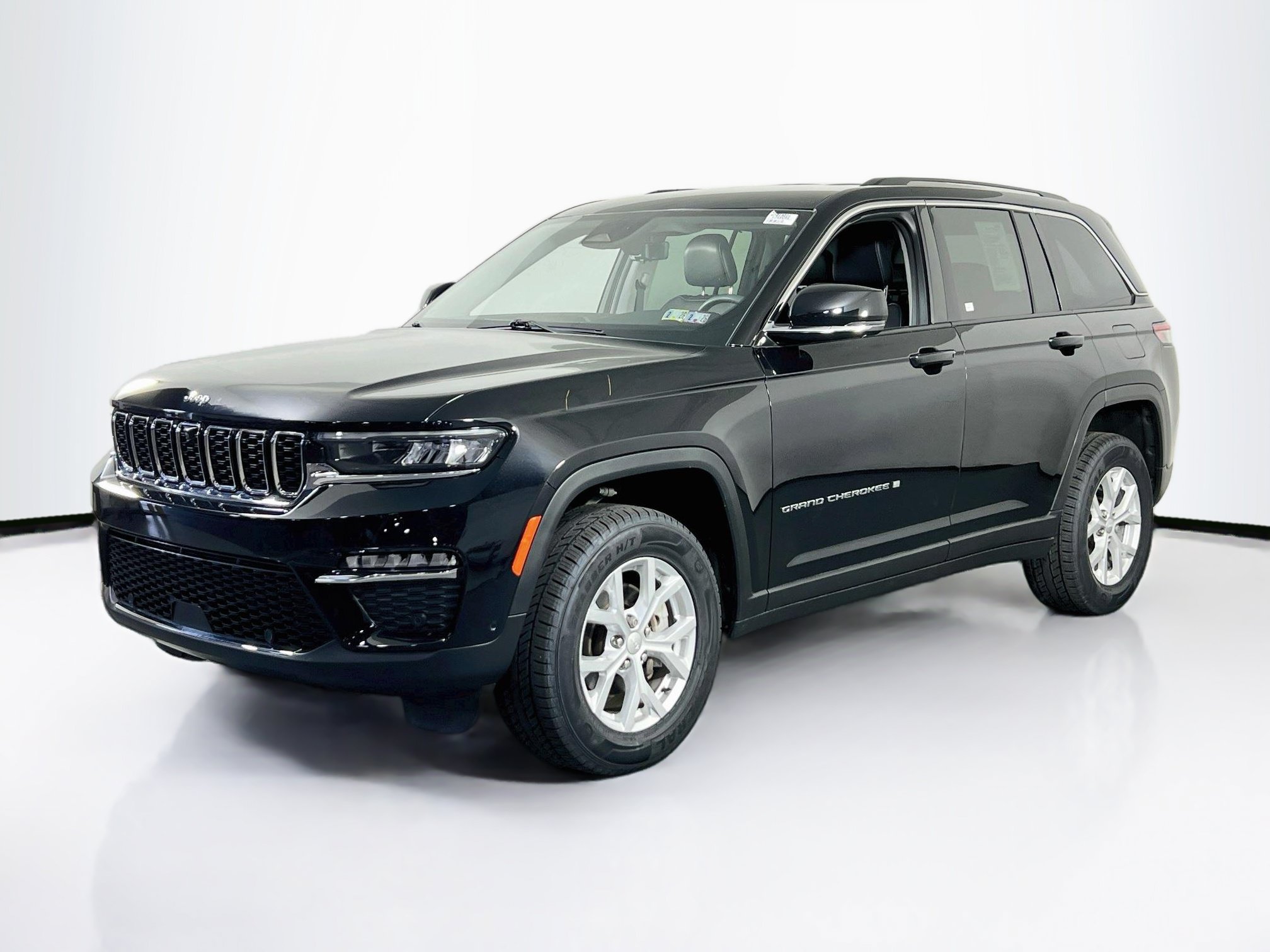 Used 2023 Jeep Grand Cherokee Limited w/ Luxury Tech Group II