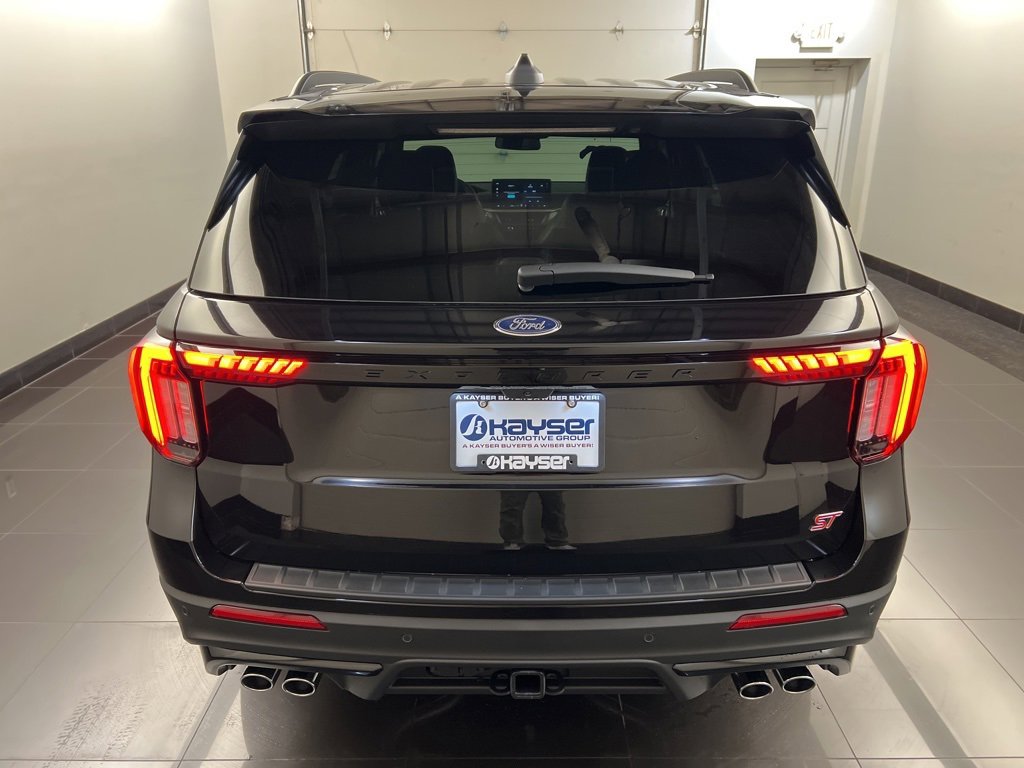 New 2026 Ford Explorer ST image 5