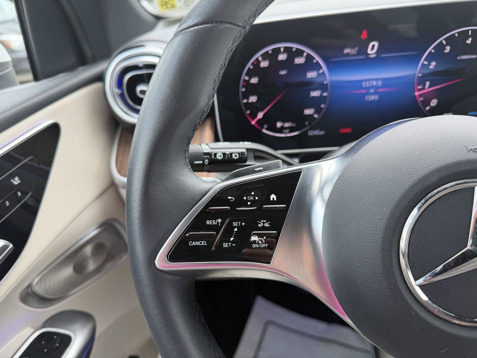 Certified 2026 Mercedes-Benz GLC 300 image 11