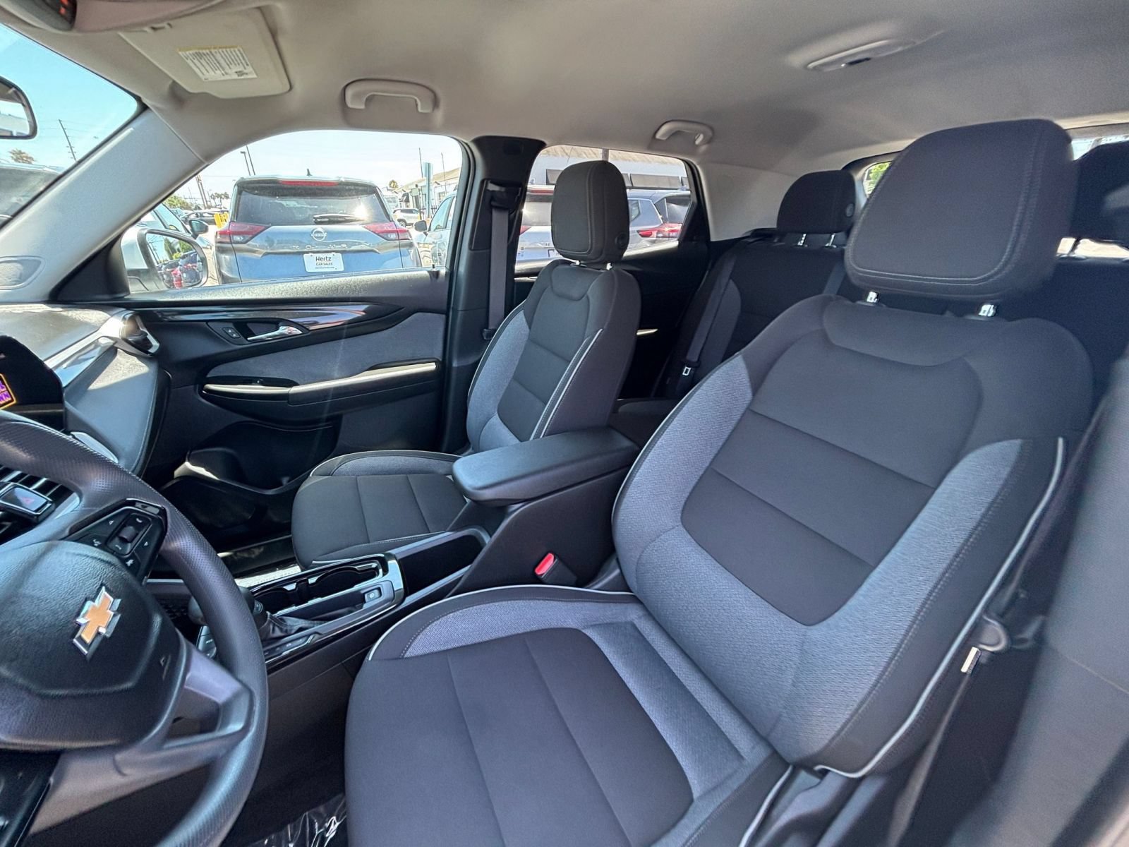 Used 2025 Chevrolet TrailBlazer LT FWD image 28