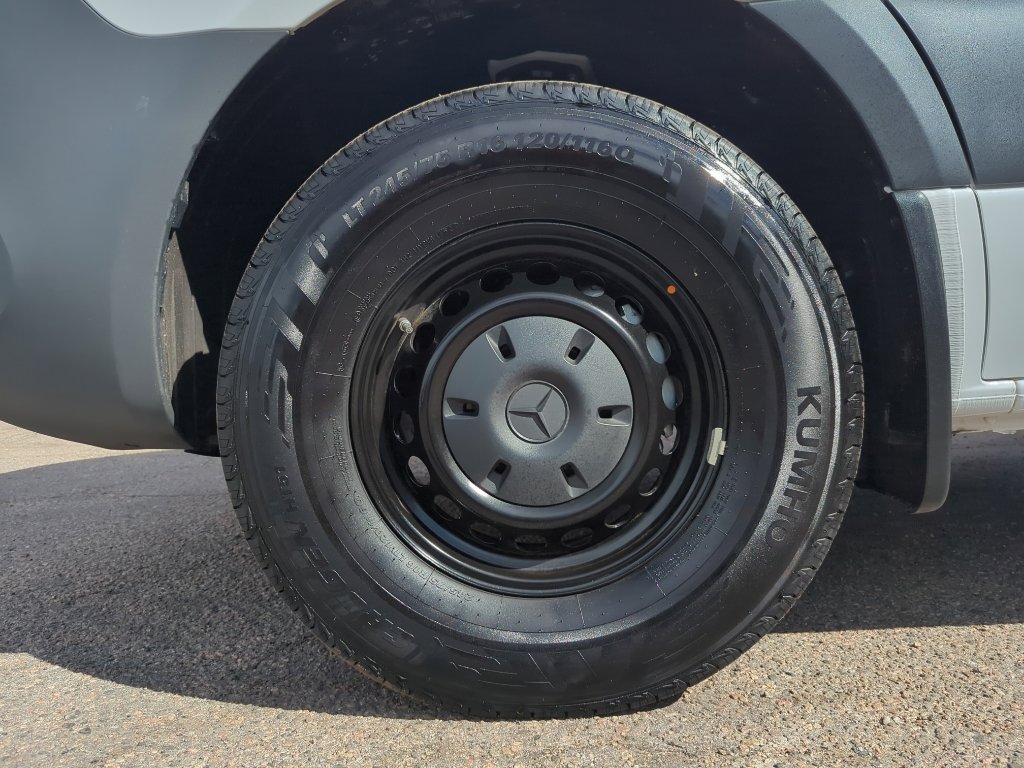 Used 2025 Mercedes-Benz Sprinter 2500 image 24