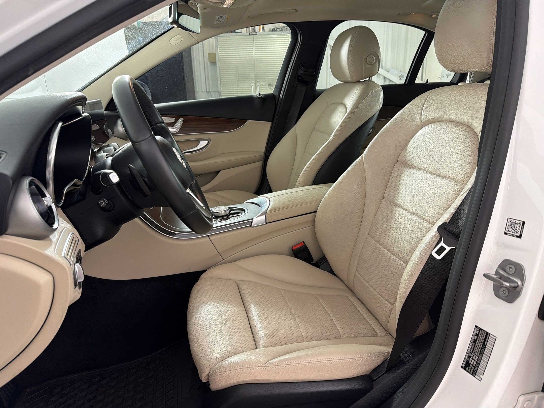 Certified 2021 Mercedes-Benz C 300 4MATIC Sedan image 5