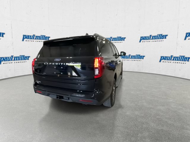 Used 2025 Ford Expedition Active AWD/4WD image 10