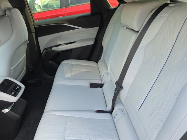 Used 2024 Cadillac Lyriq Sport image 9