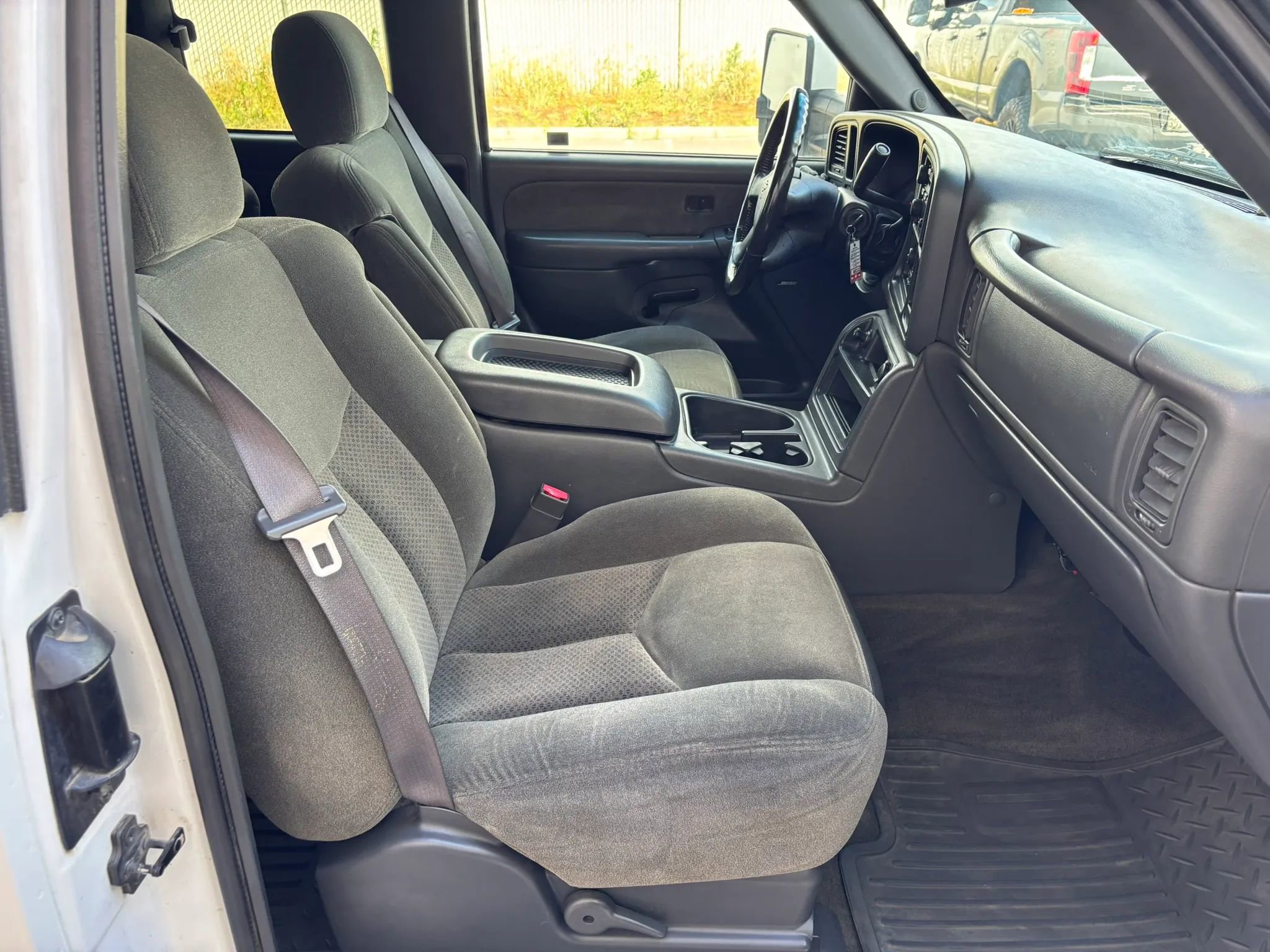 Used 2003 Chevrolet Silverado 2500 LS RWD image 12
