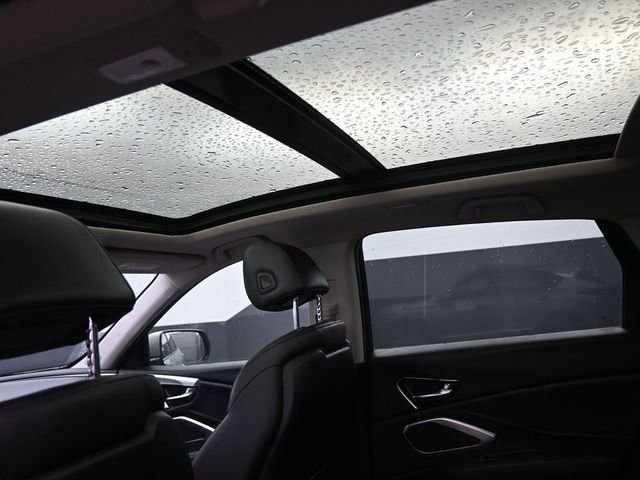 Used 2019 Acura RDX AWD image 2