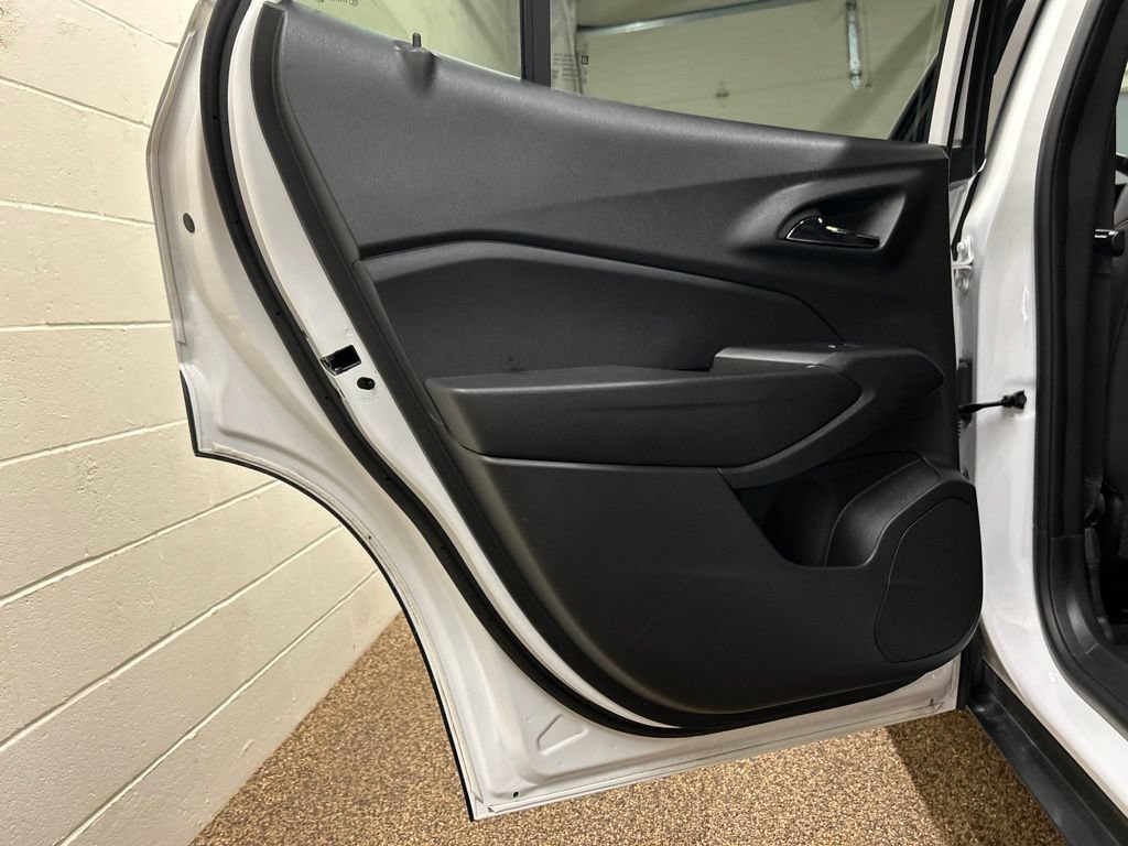 Used 2024 Chevrolet Trax RS w/ Driver Confidence Package FWD image 13