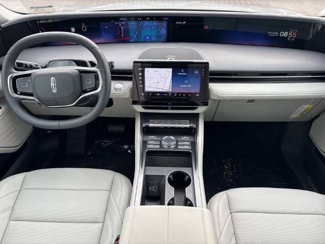 New 2026 Lincoln Nautilus Premier AWD/4WD image 14