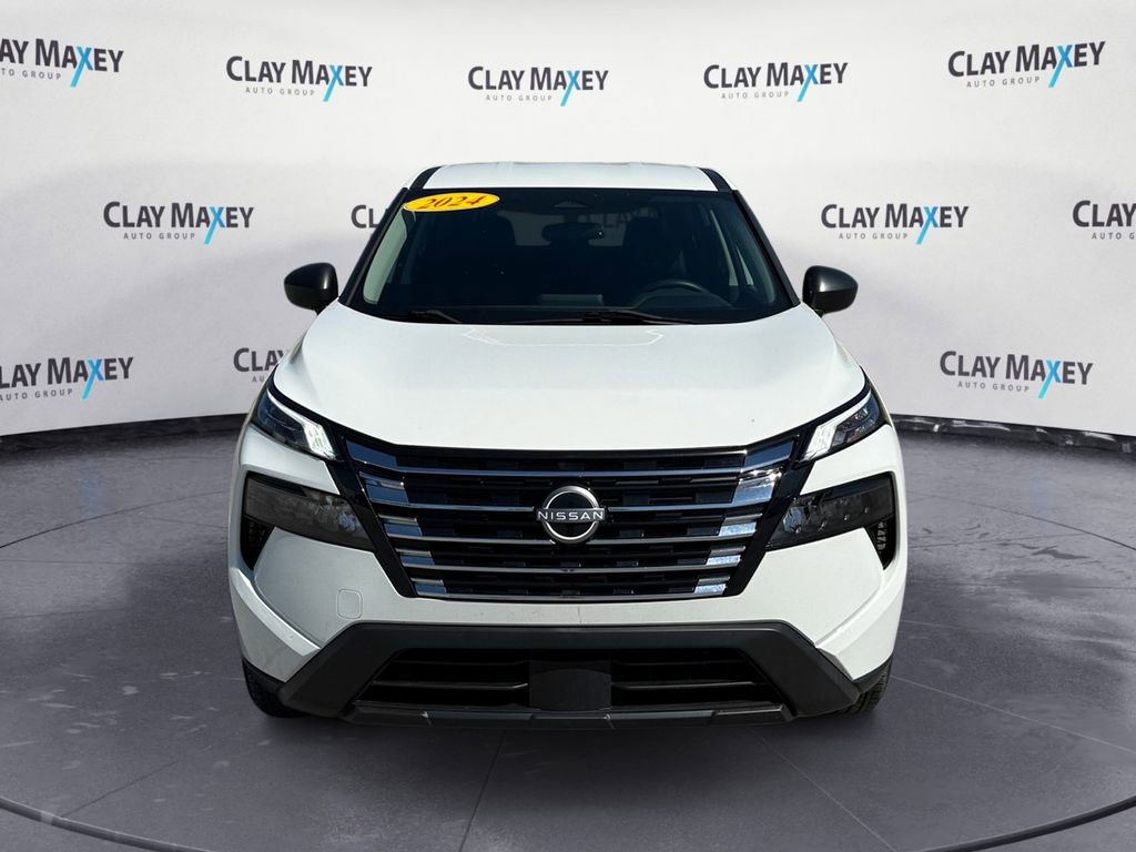 Used 2024 Nissan Rogue S FWD image 8