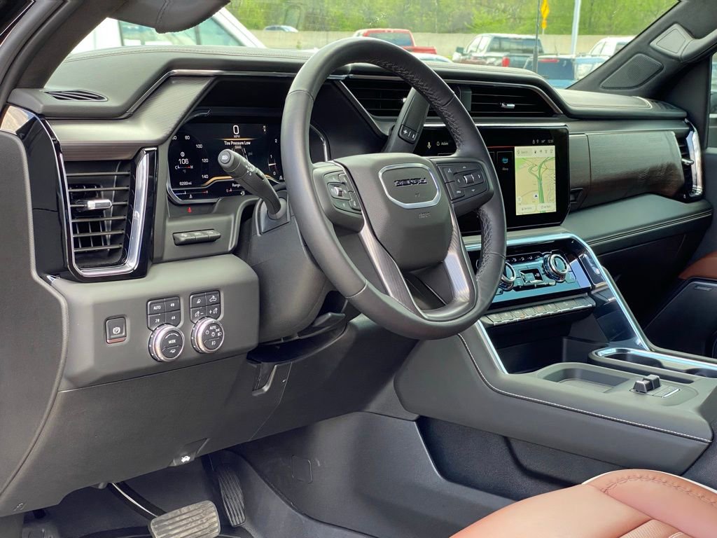 Used 2025 GMC Sierra 2500 Denali Ultimate AWD/4WD image 10