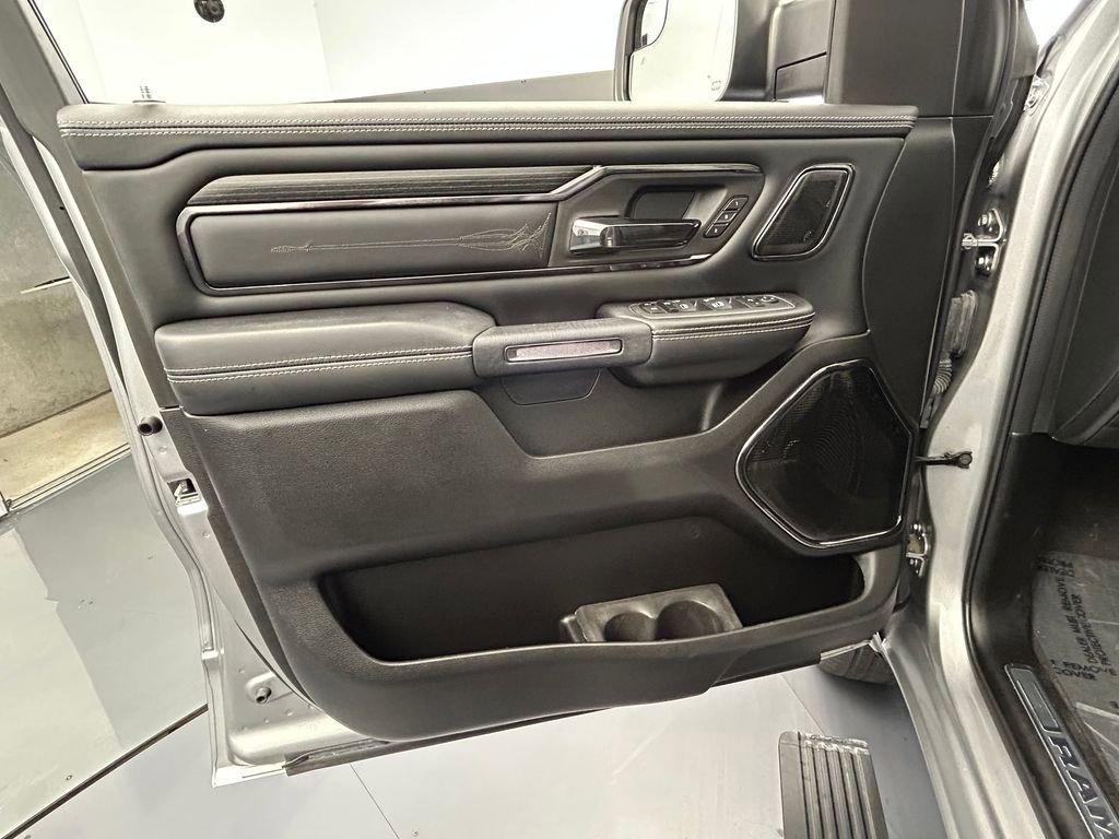 Used 2024 RAM 1500 Limited image 13