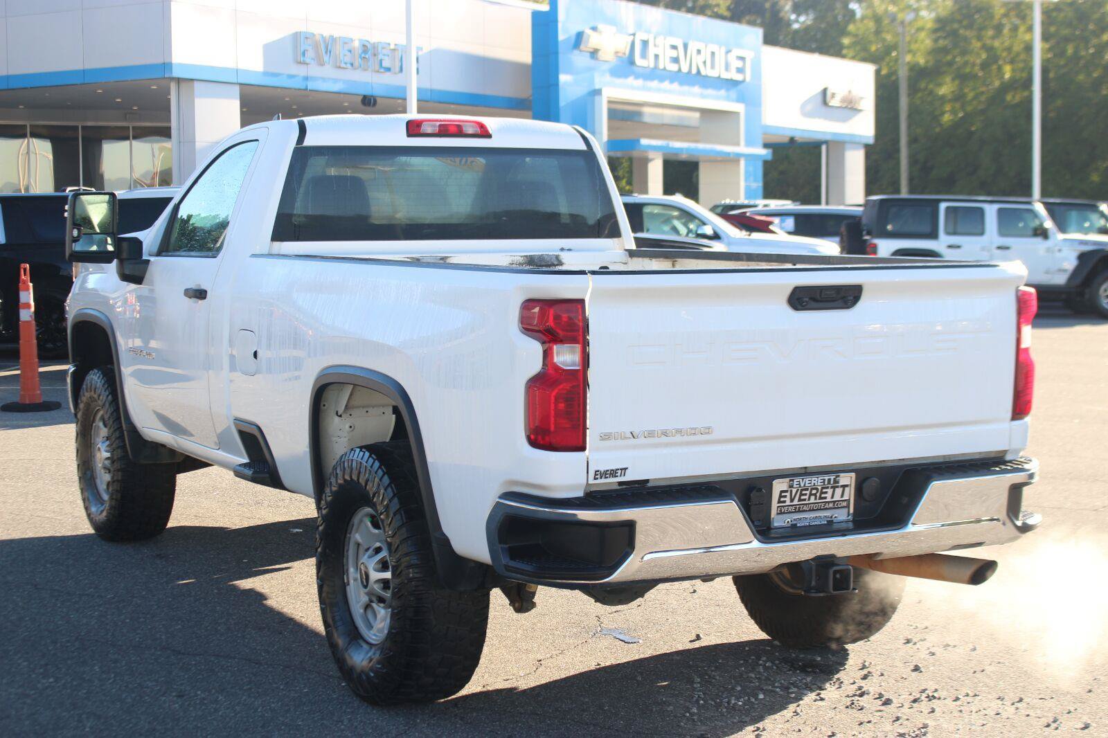 Used 2025 Chevrolet Silverado 2500 W/T w/ WT Convenience Package RWD image 5