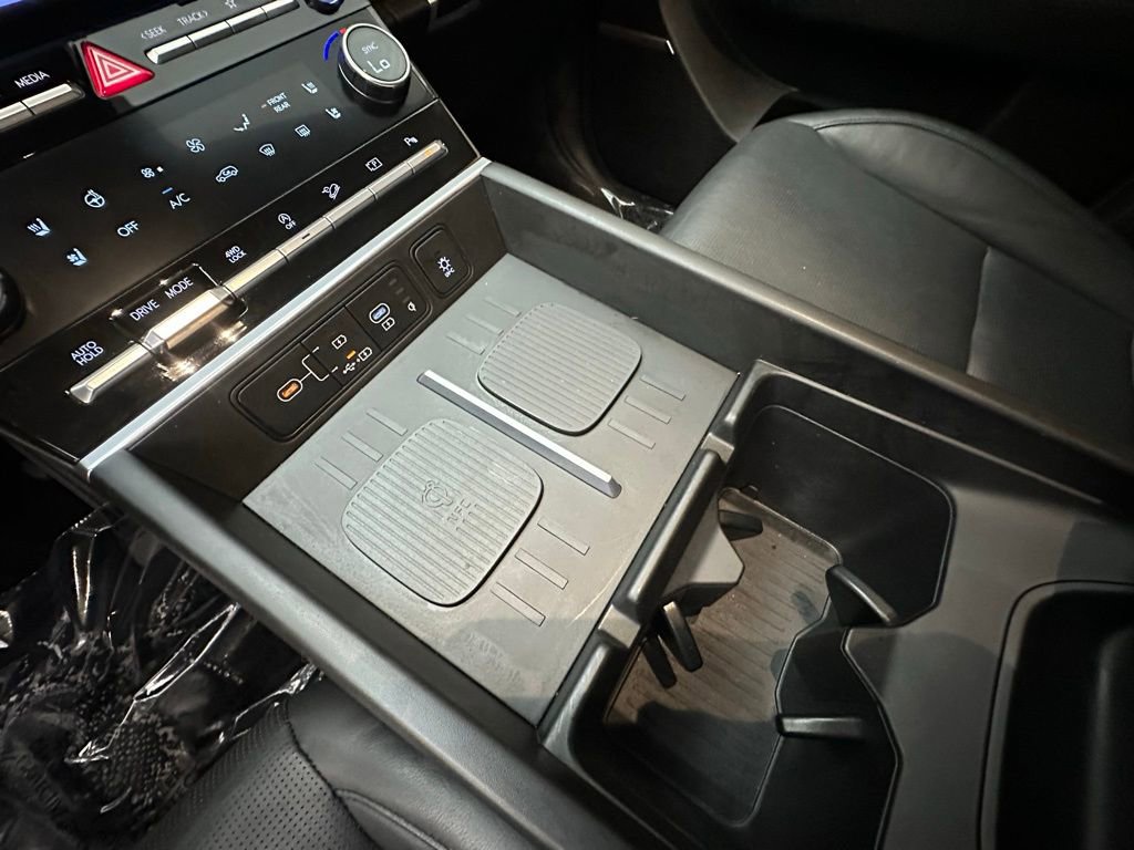Used 2024 Hyundai Santa Fe Limited image 19