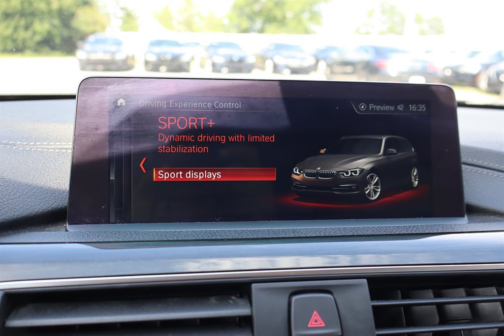 Used 2018 BMW 328d xDrive Wagon AWD/4WD image 29