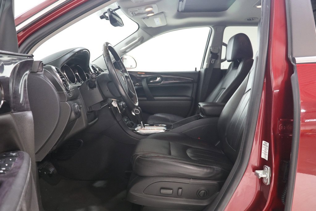 Used 2016 Buick Enclave Leather AWD/4WD image 32