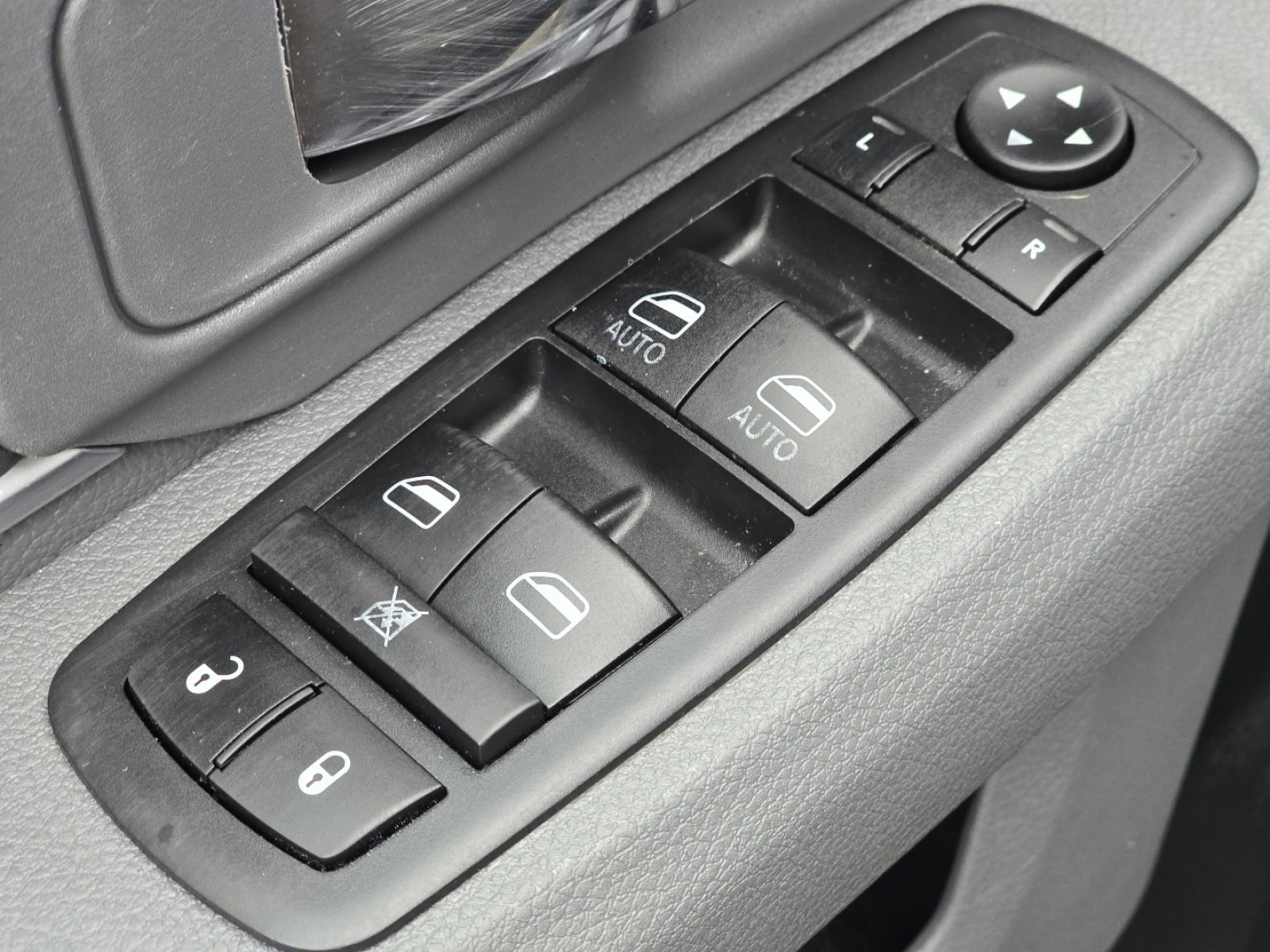 Used 2019 RAM 1500 Classic Warlock image 24