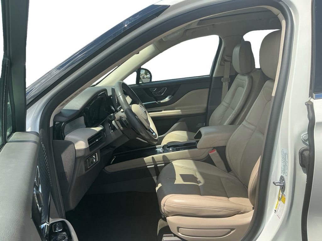 Certified 2020 Lincoln Corsair FWD w/ Premium Package image 14