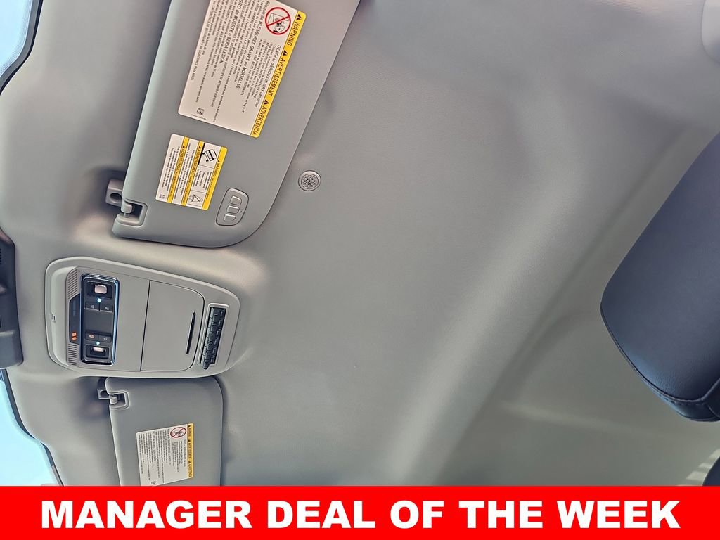 New 2026 Ford F350 Lariat w/ FX4 Off-Road Package image 31