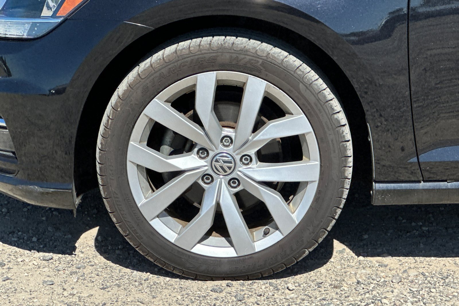 Used 2019 Volkswagen Golf SE w/ Driver Assistance Package FWD image 25