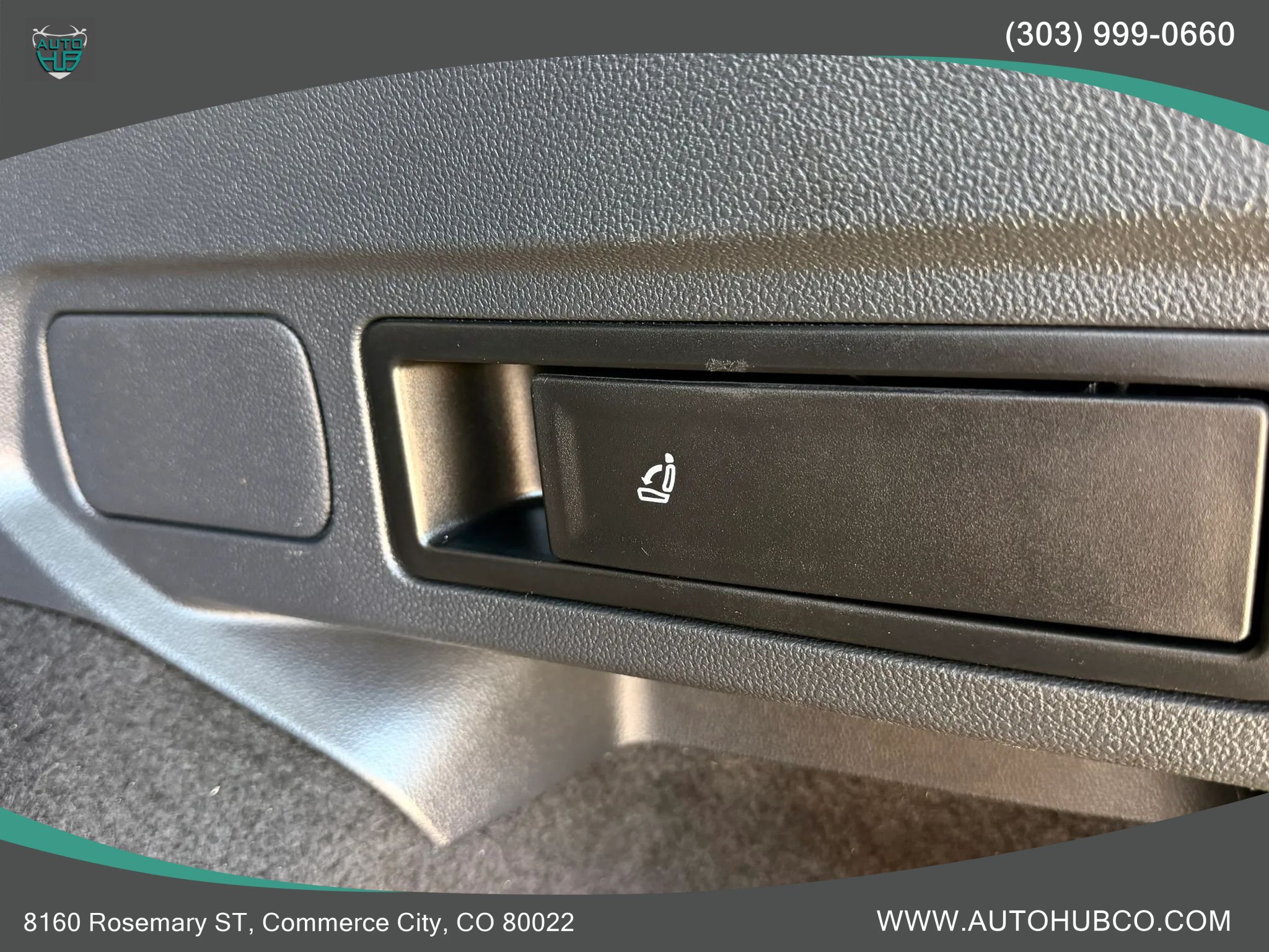 Used 2020 Volkswagen Tiguan SE w/ Panoramic Sunroof Package AWD/4WD image 7