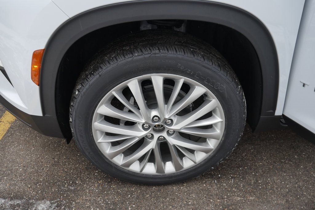 New 2026 Chevrolet Traverse LT w/ LPO, Floor Liner Package image 32