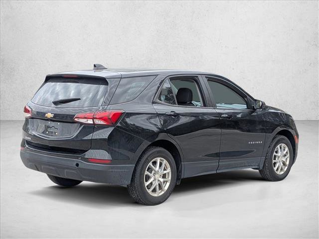 Used 2023 Chevrolet Equinox LS image 5