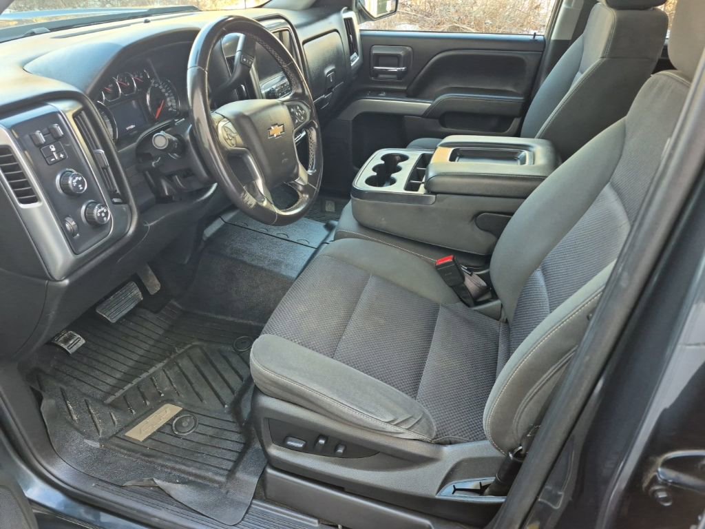 Used 2018 Chevrolet Silverado 1500 LT w/ All Star Edition image 15