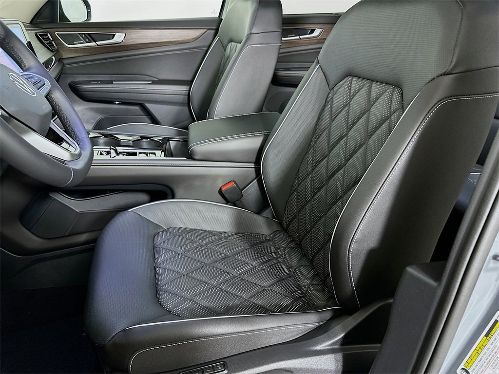 New 2026 Volkswagen Atlas SEL Premium R-Line image 8