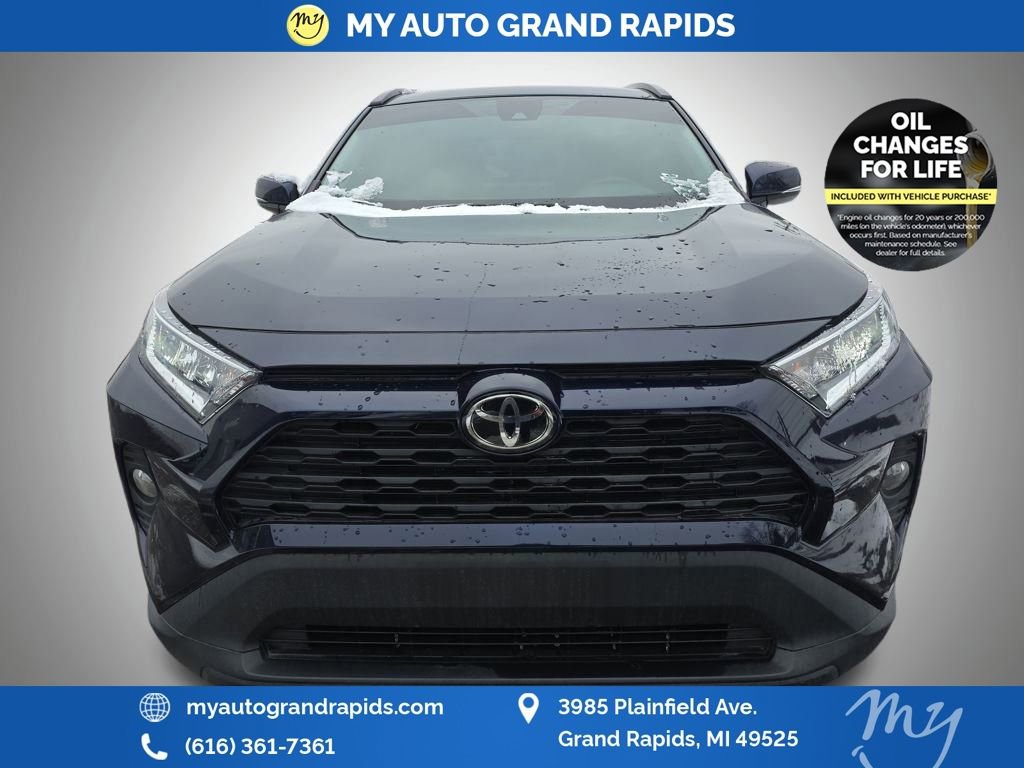 Used 2021 Toyota RAV4 XLE image 2