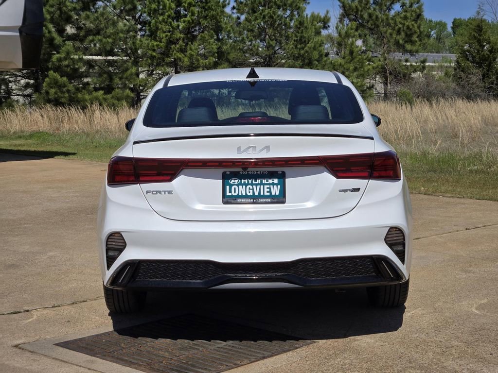 Used 2023 Kia Forte GT-Line image 5