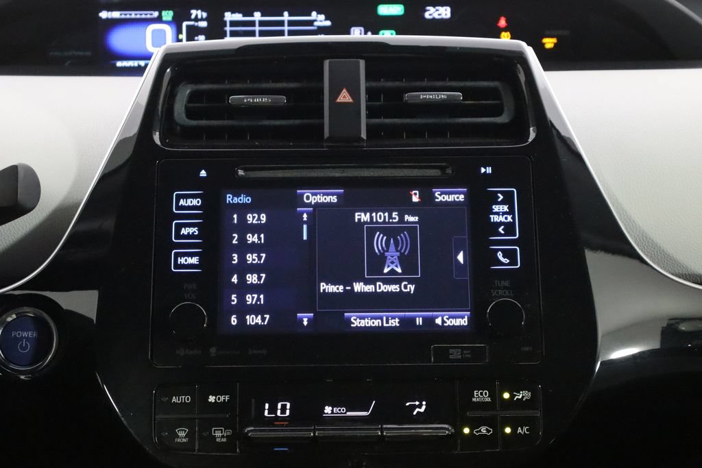 Used 2017 Toyota Prius Prime Premium FWD image 24