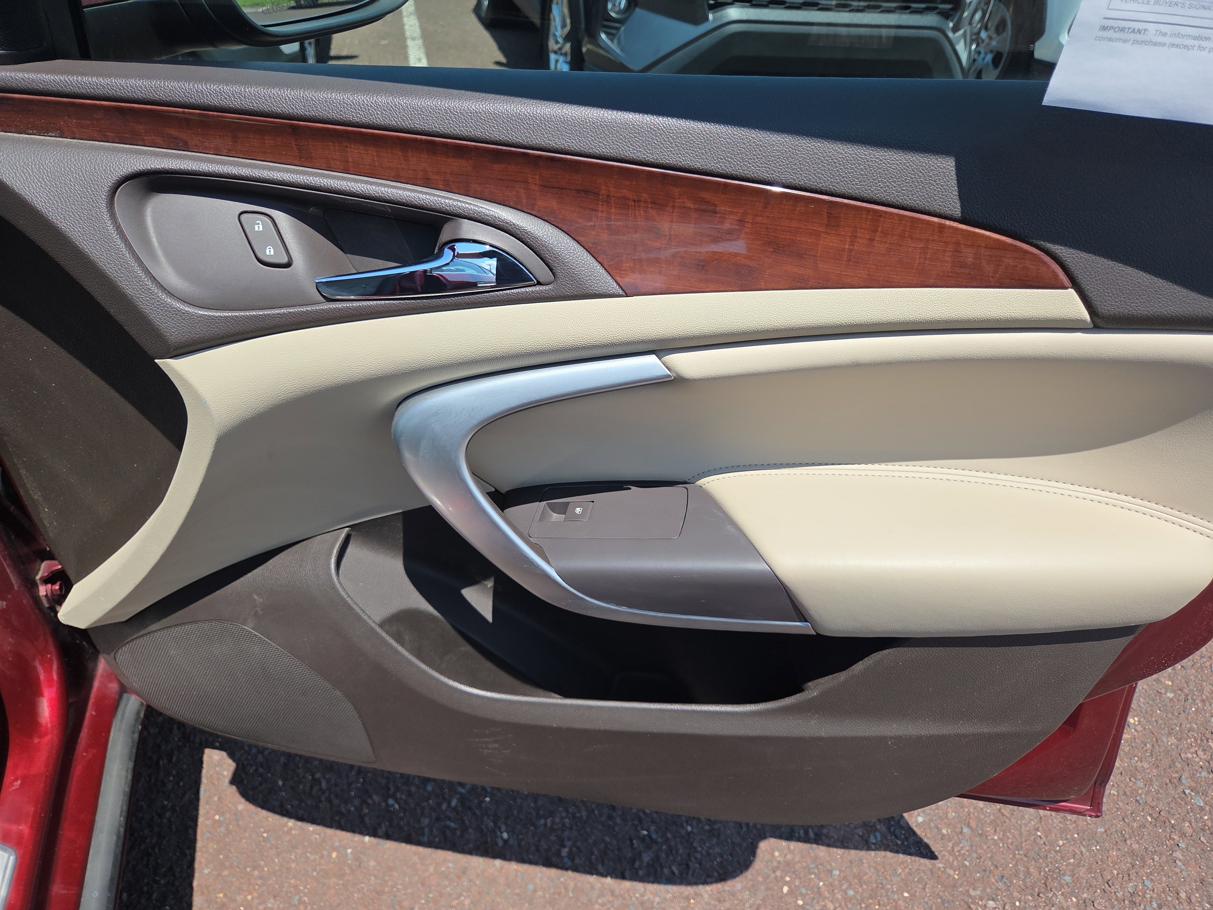 Used 2016 Buick Regal image 17